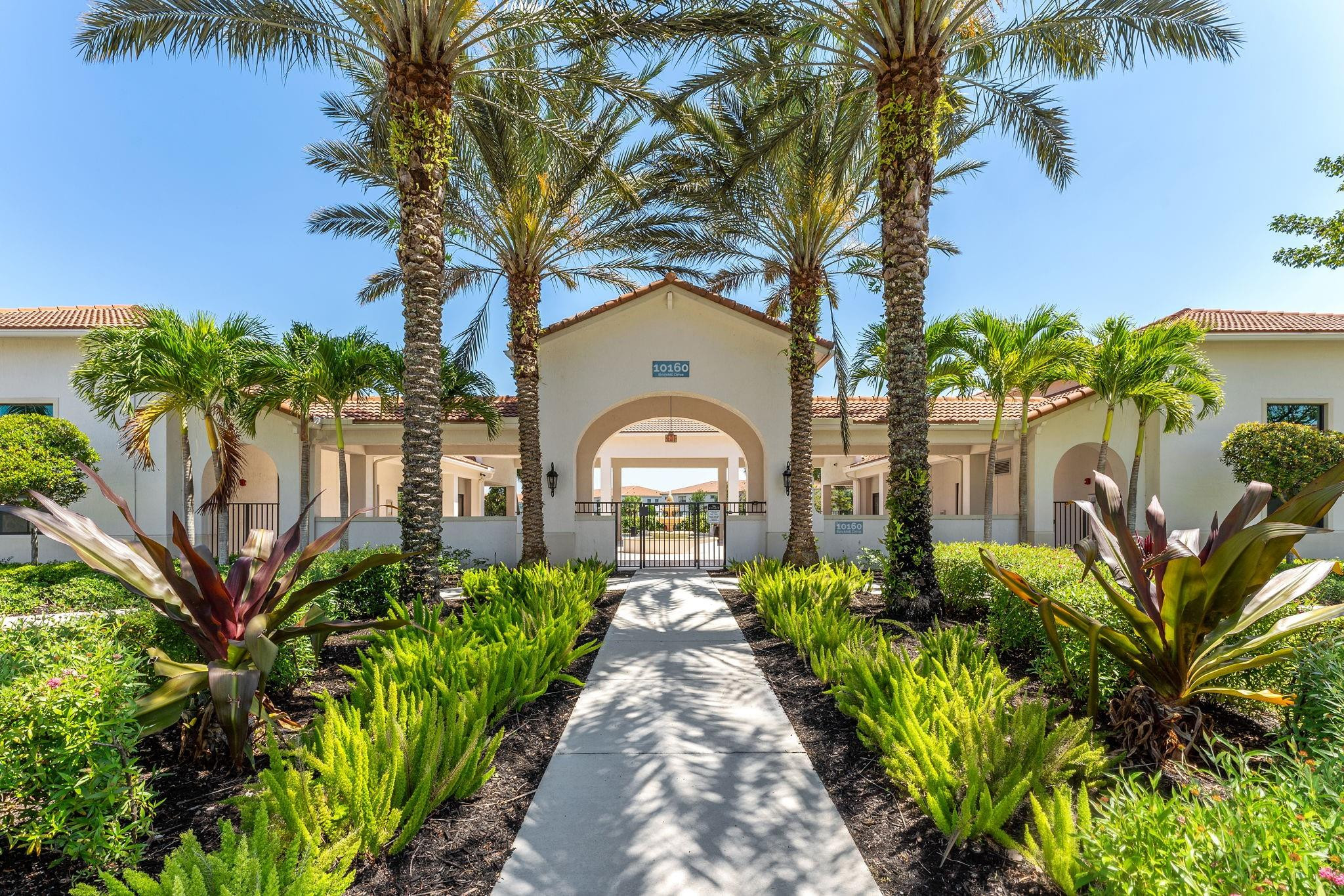 9477 Glider Way