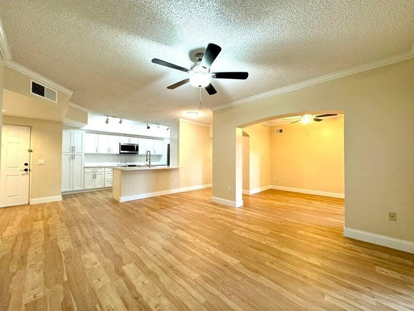 2103 Tuscany Way 2103