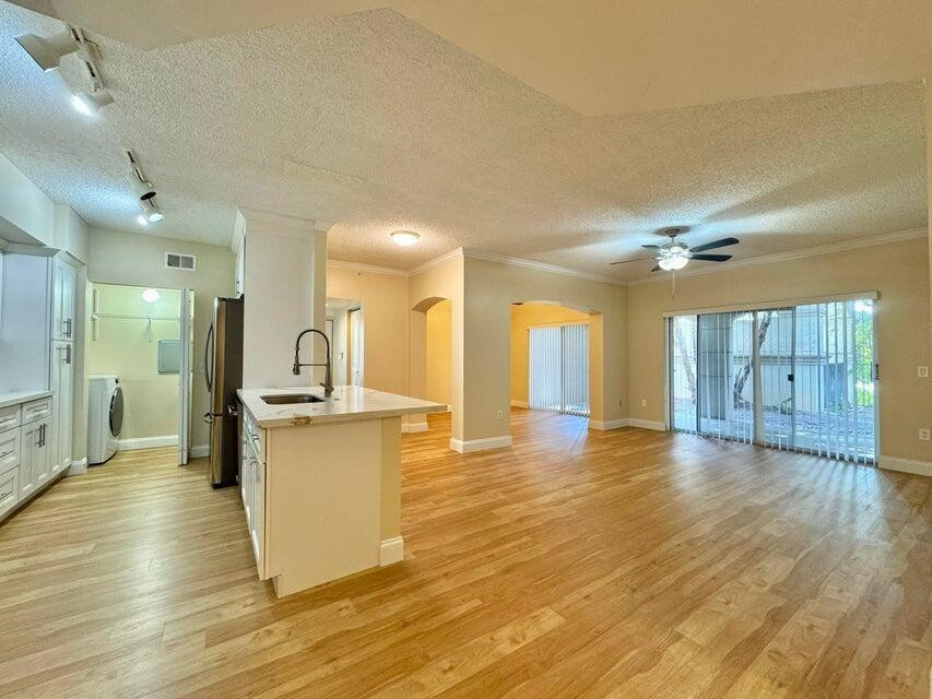 2103 Tuscany Way 2103