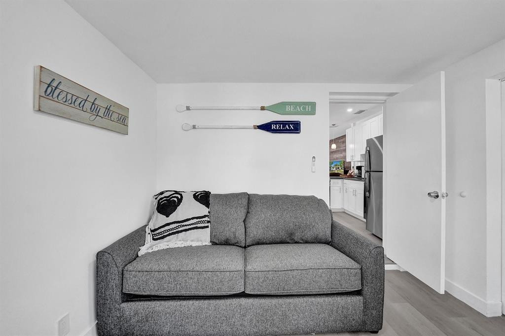 124 SW 7th Terrace