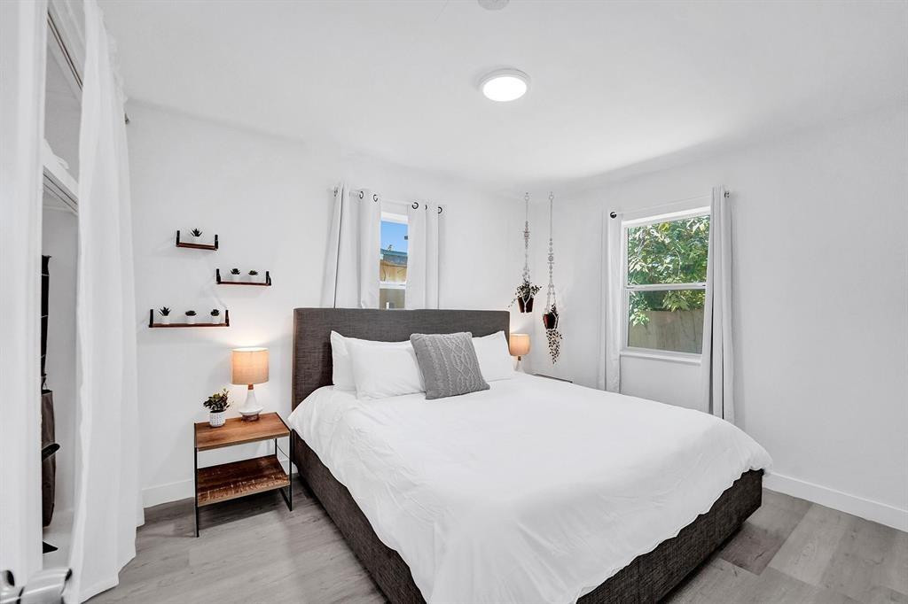 124 SW 7th Terrace