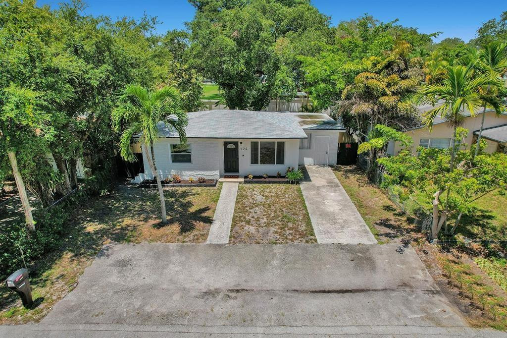 124 SW 7th Terrace