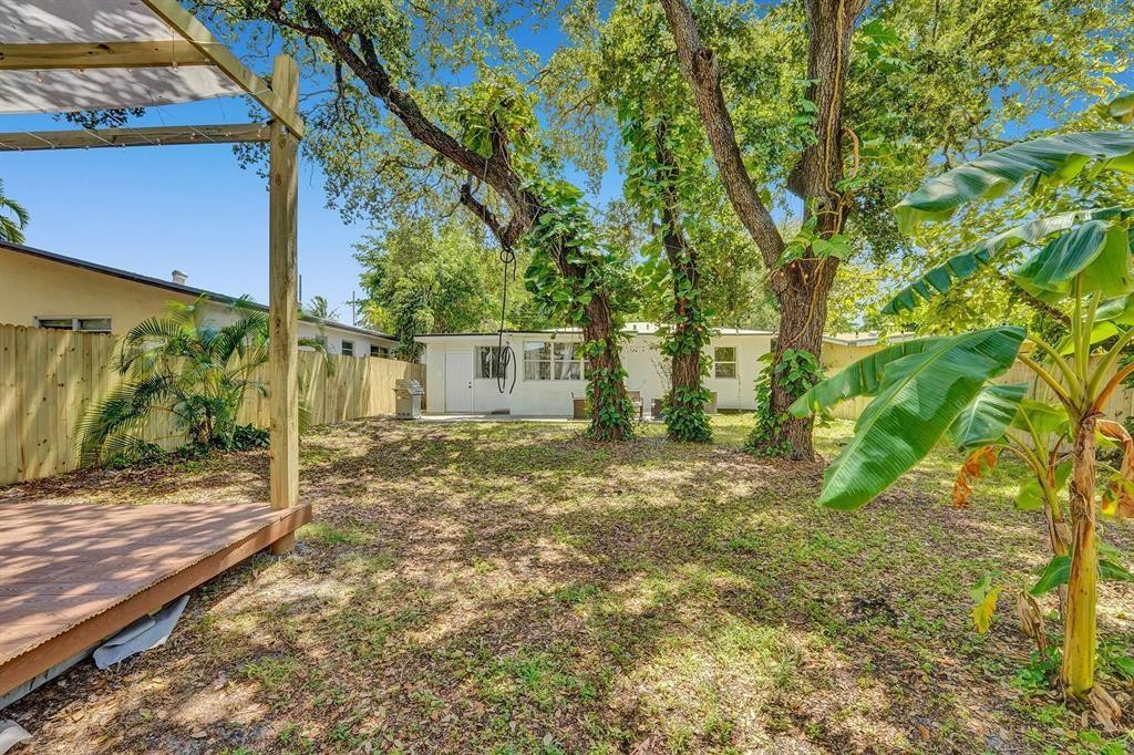 124 SW 7th Terrace