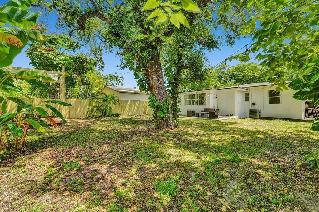 124 SW 7th Terrace