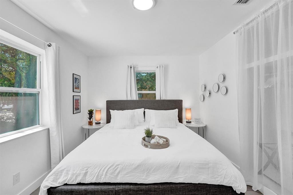 124 SW 7th Terrace