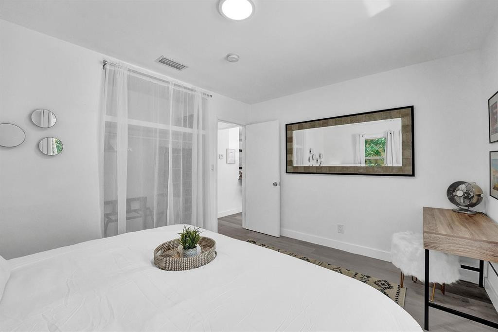 124 SW 7th Terrace