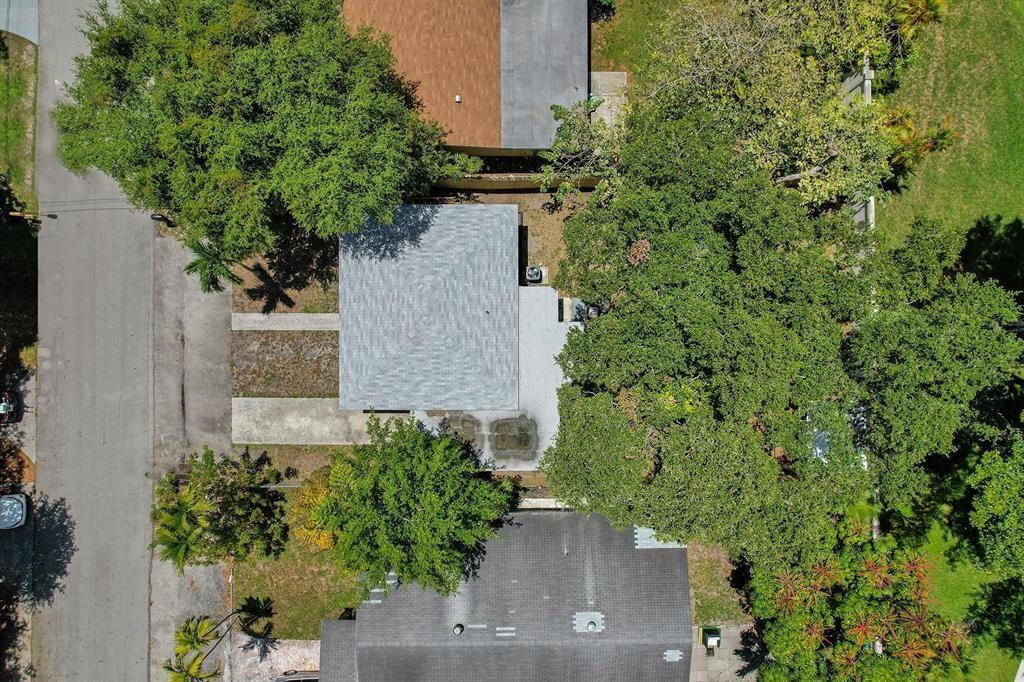 124 SW 7th Terrace