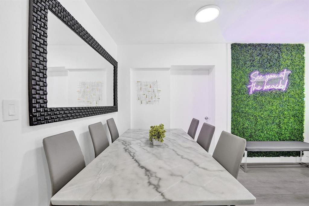 124 SW 7th Terrace