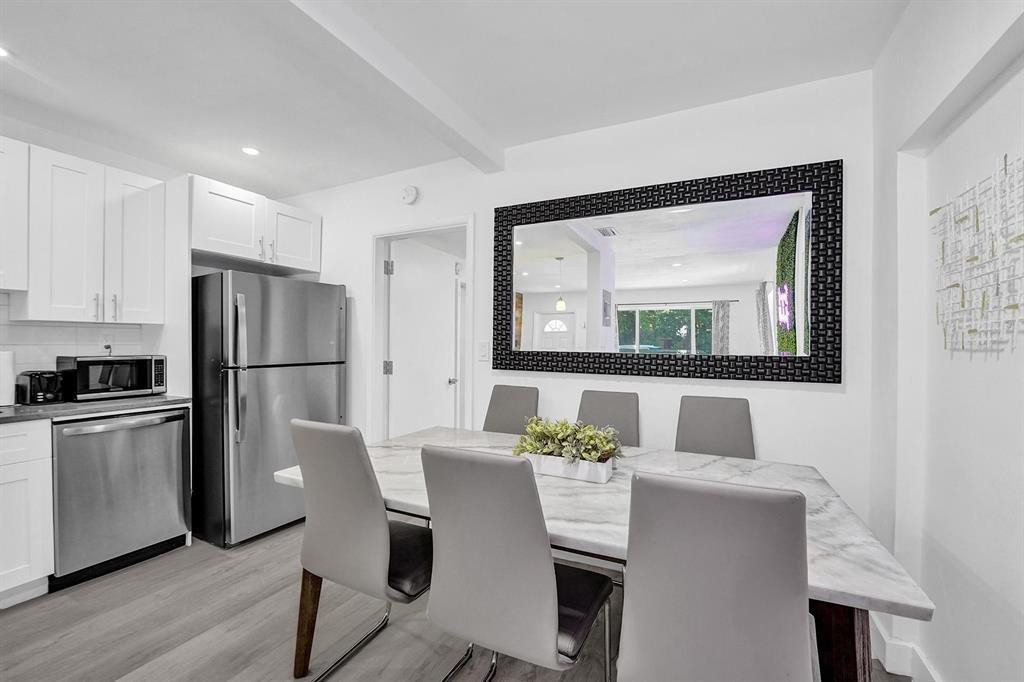 124 SW 7th Terrace
