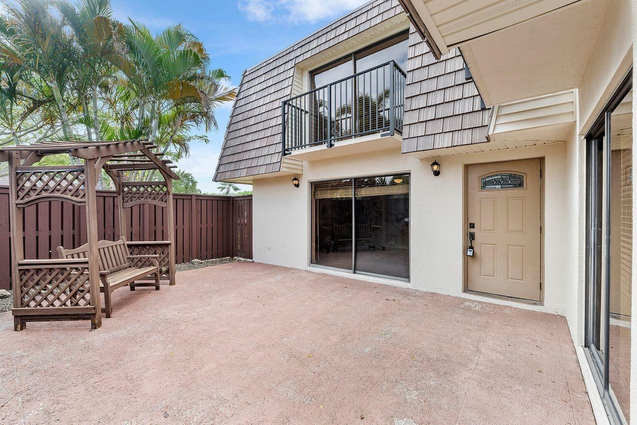 2780 SW 15th Street 2780