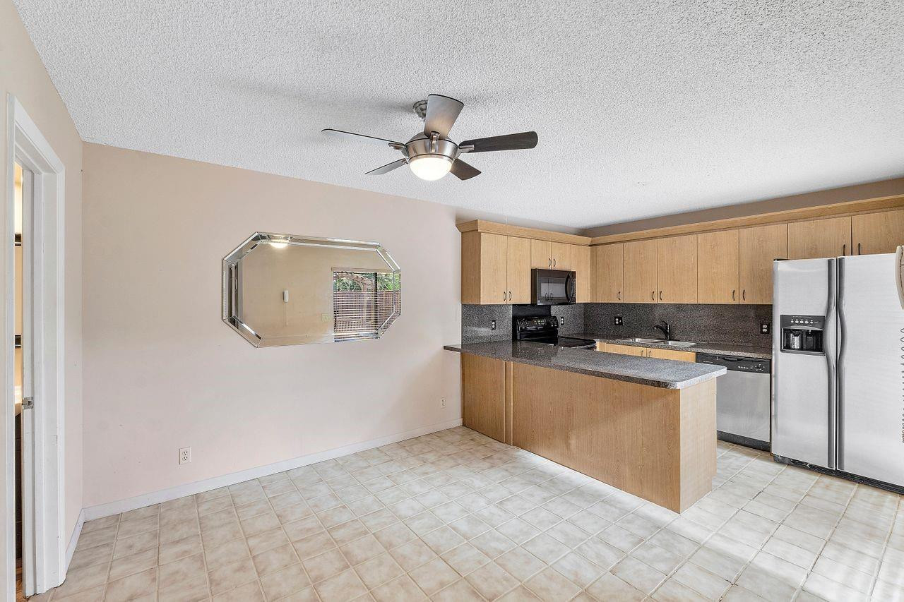 2780 SW 15th Street 2780
