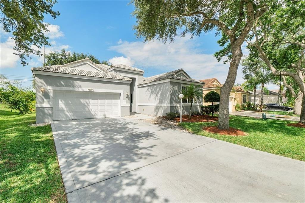 6841 NW 81st Court