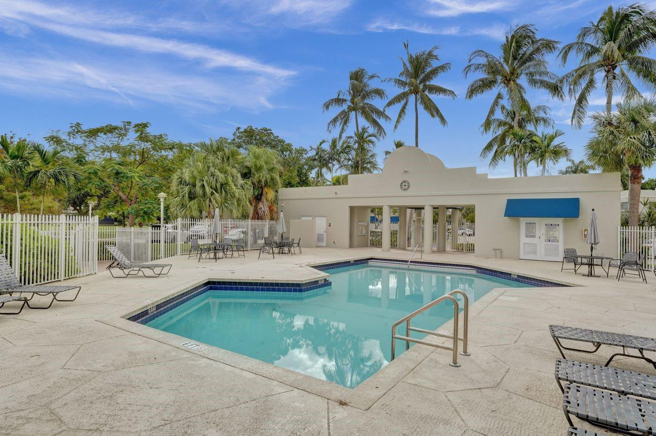 545 NW 97th Avenue