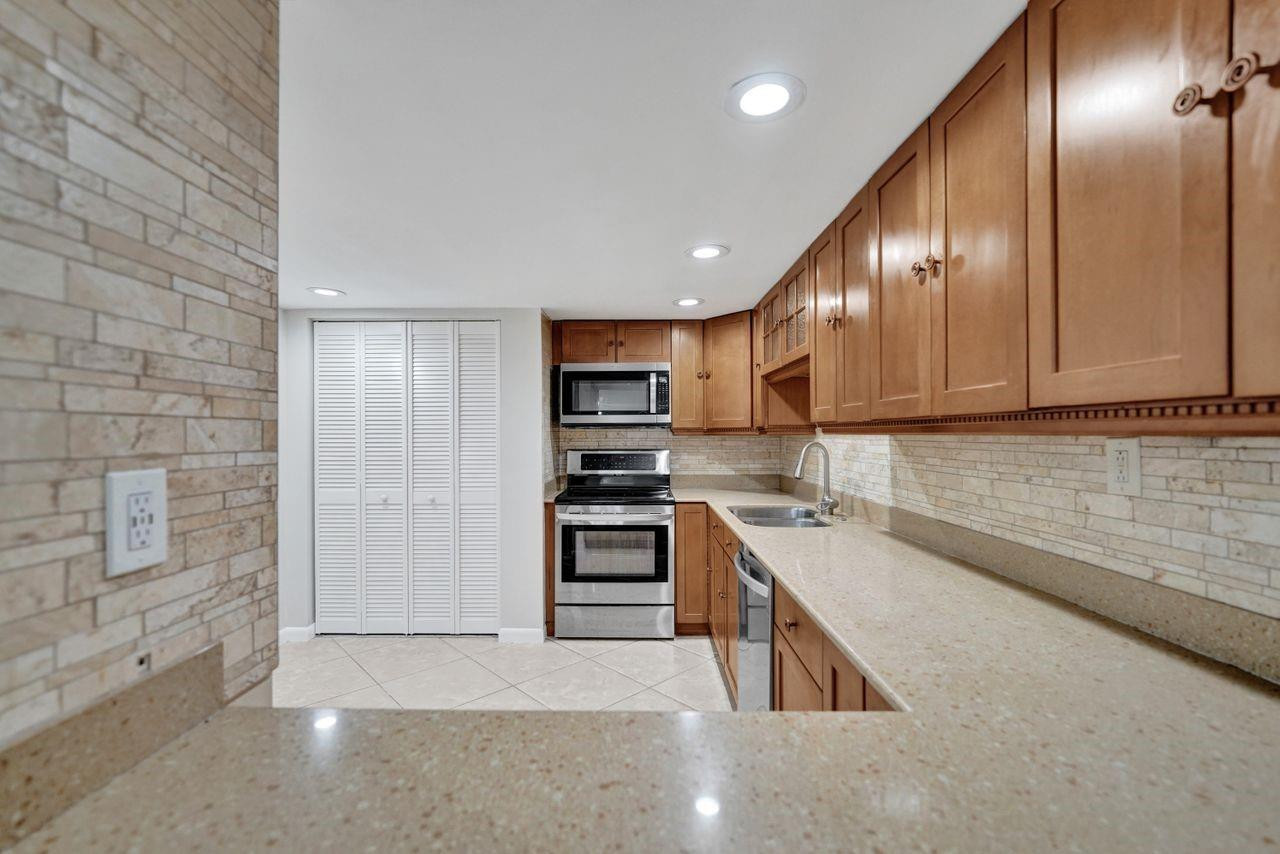 545 NW 97th Avenue
