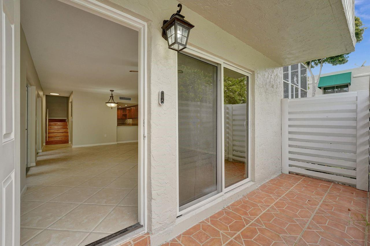 545 NW 97th Avenue