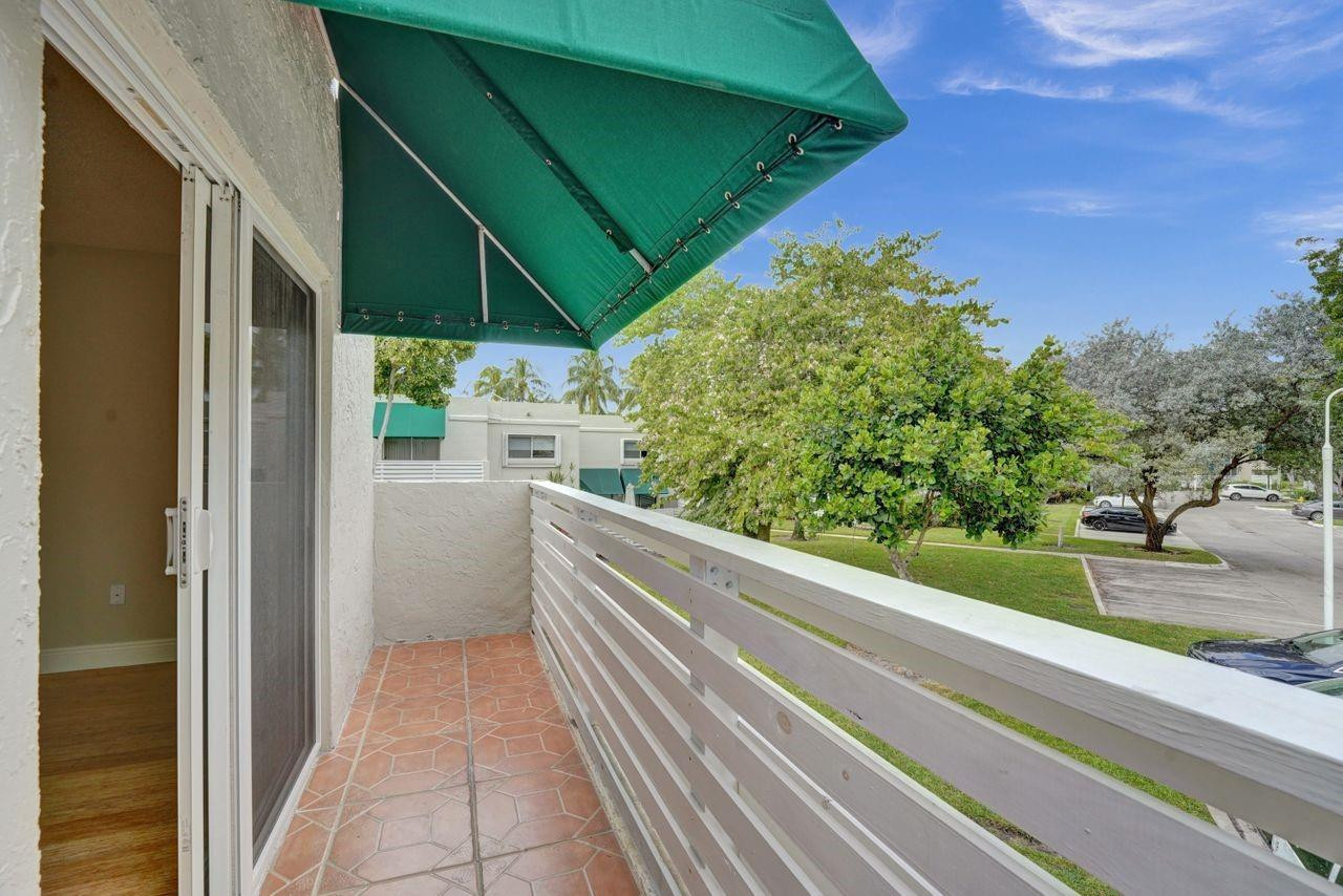 545 NW 97th Avenue