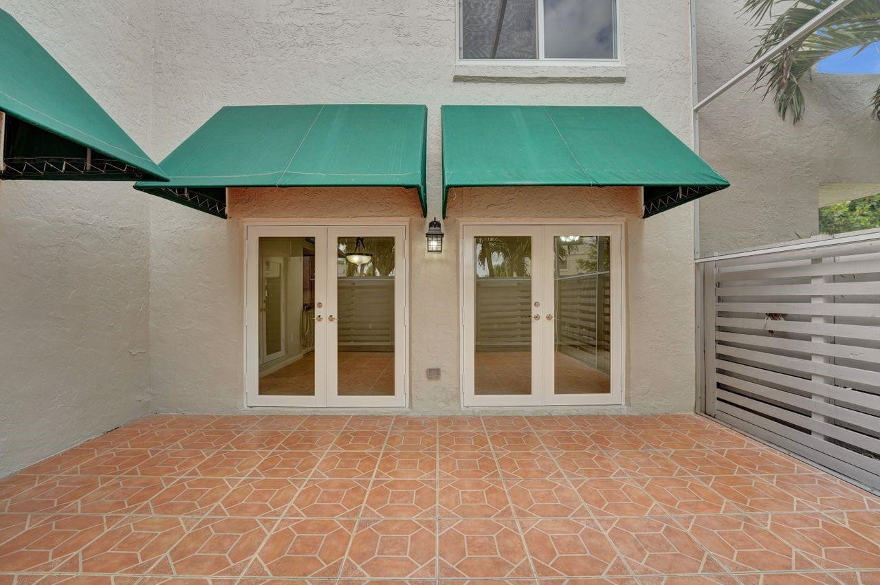 545 NW 97th Avenue