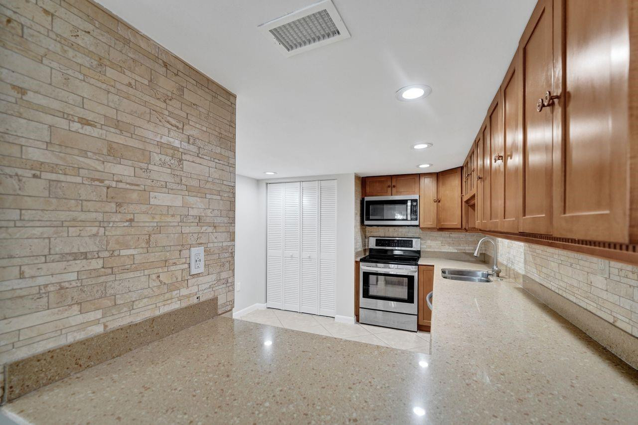 545 NW 97th Avenue