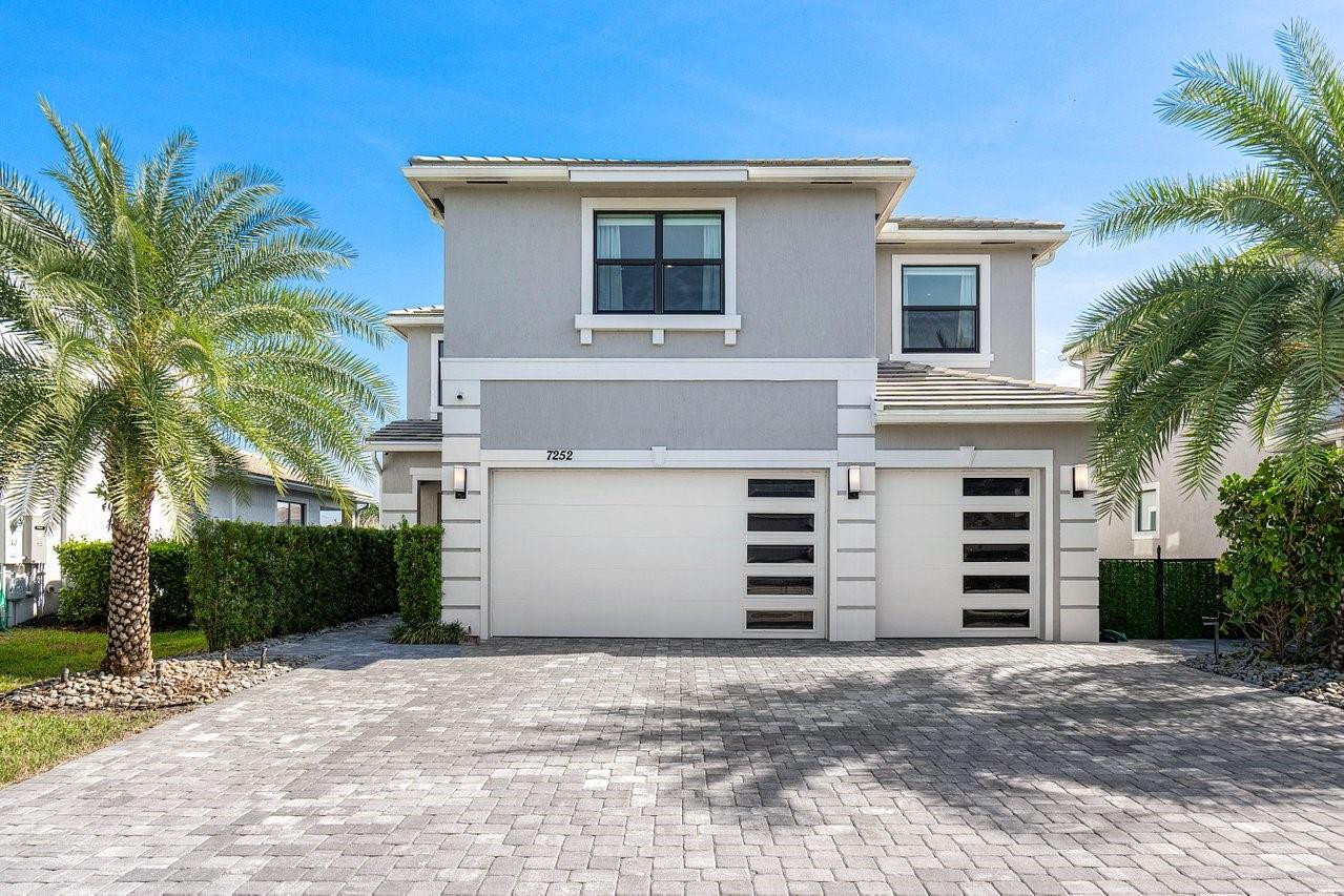 7252 Stella Lane