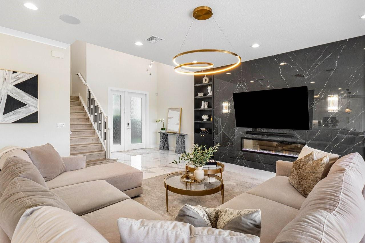 7252 Stella Lane