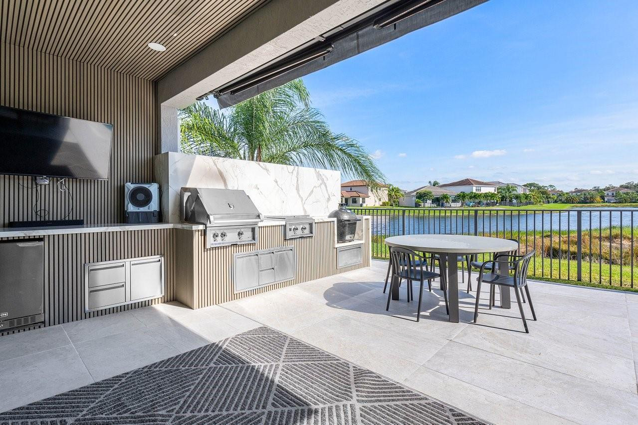 7252 Stella Lane