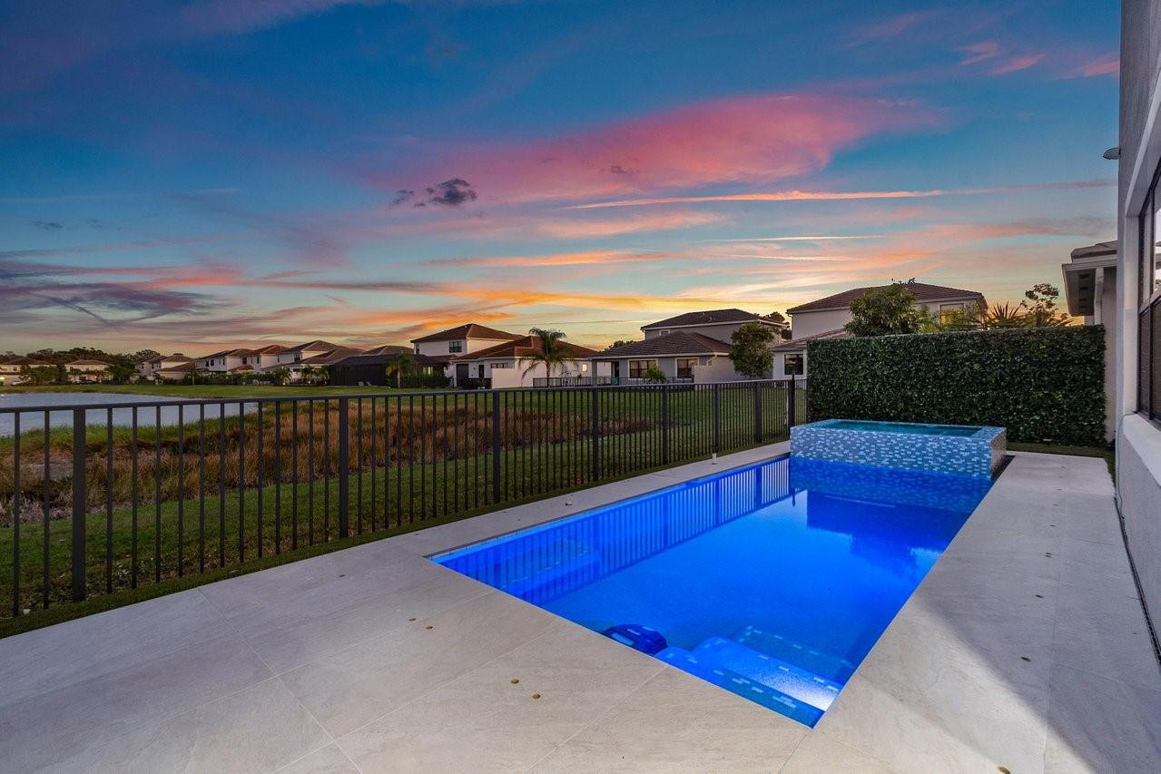 7252 Stella Lane