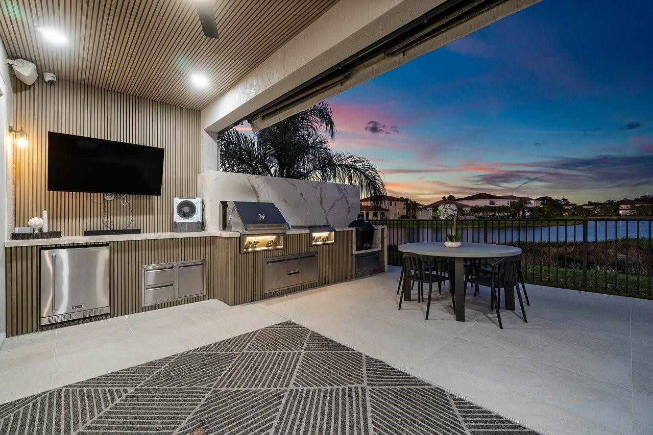 7252 Stella Lane