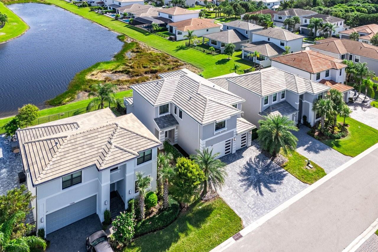 7252 Stella Lane