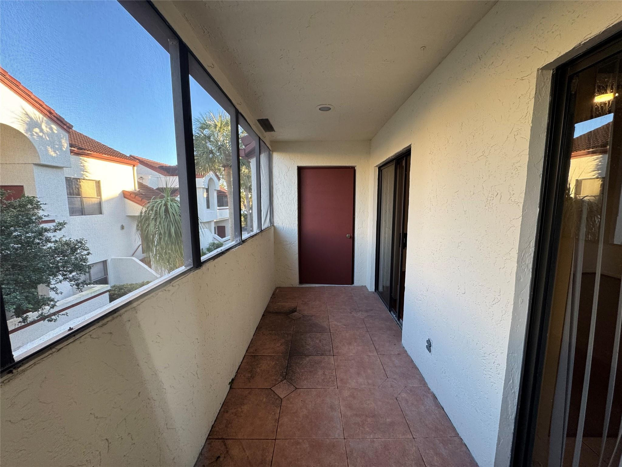 1423 Avon Lane 213