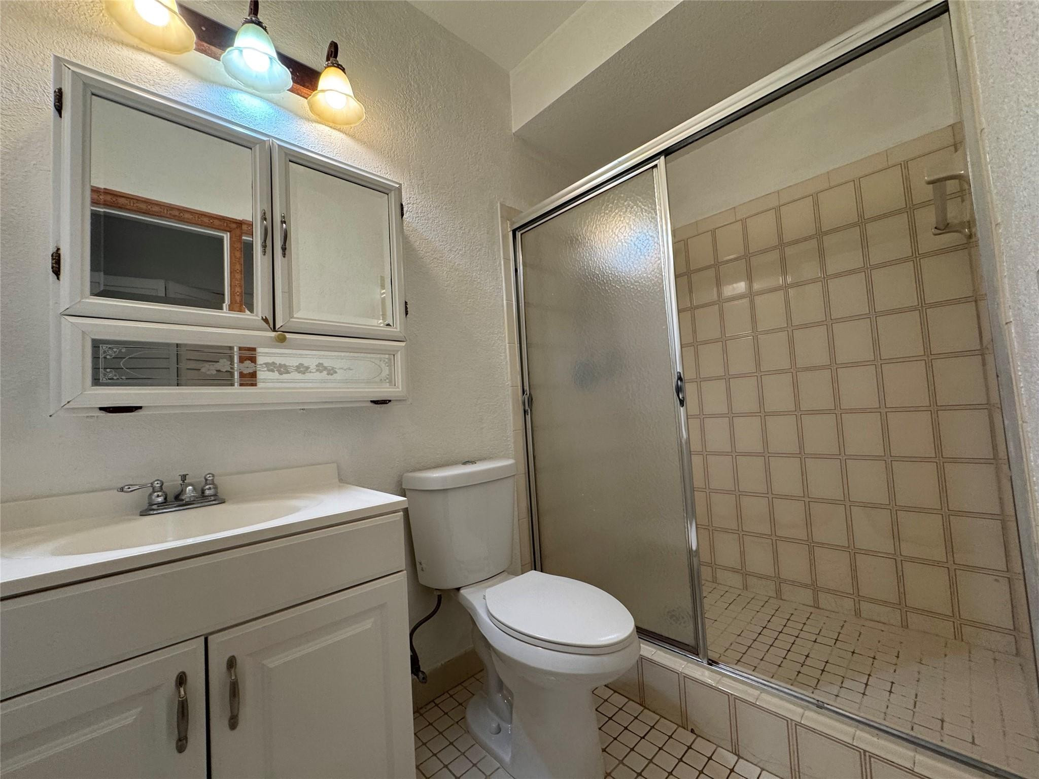 1423 Avon Lane 213