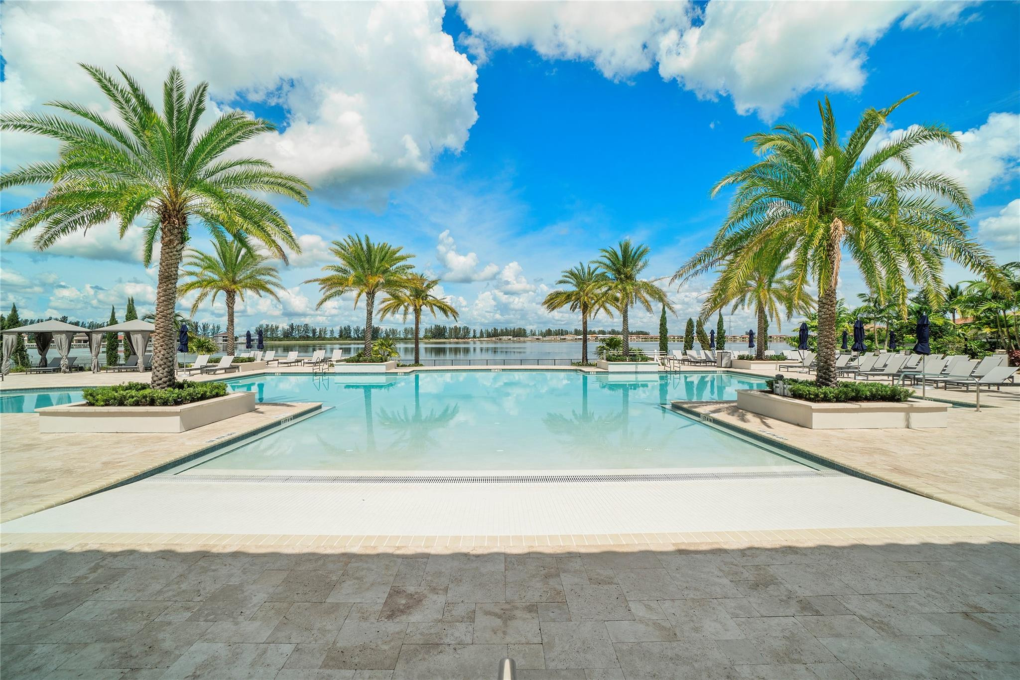 12430 N Parkland Bay Trail