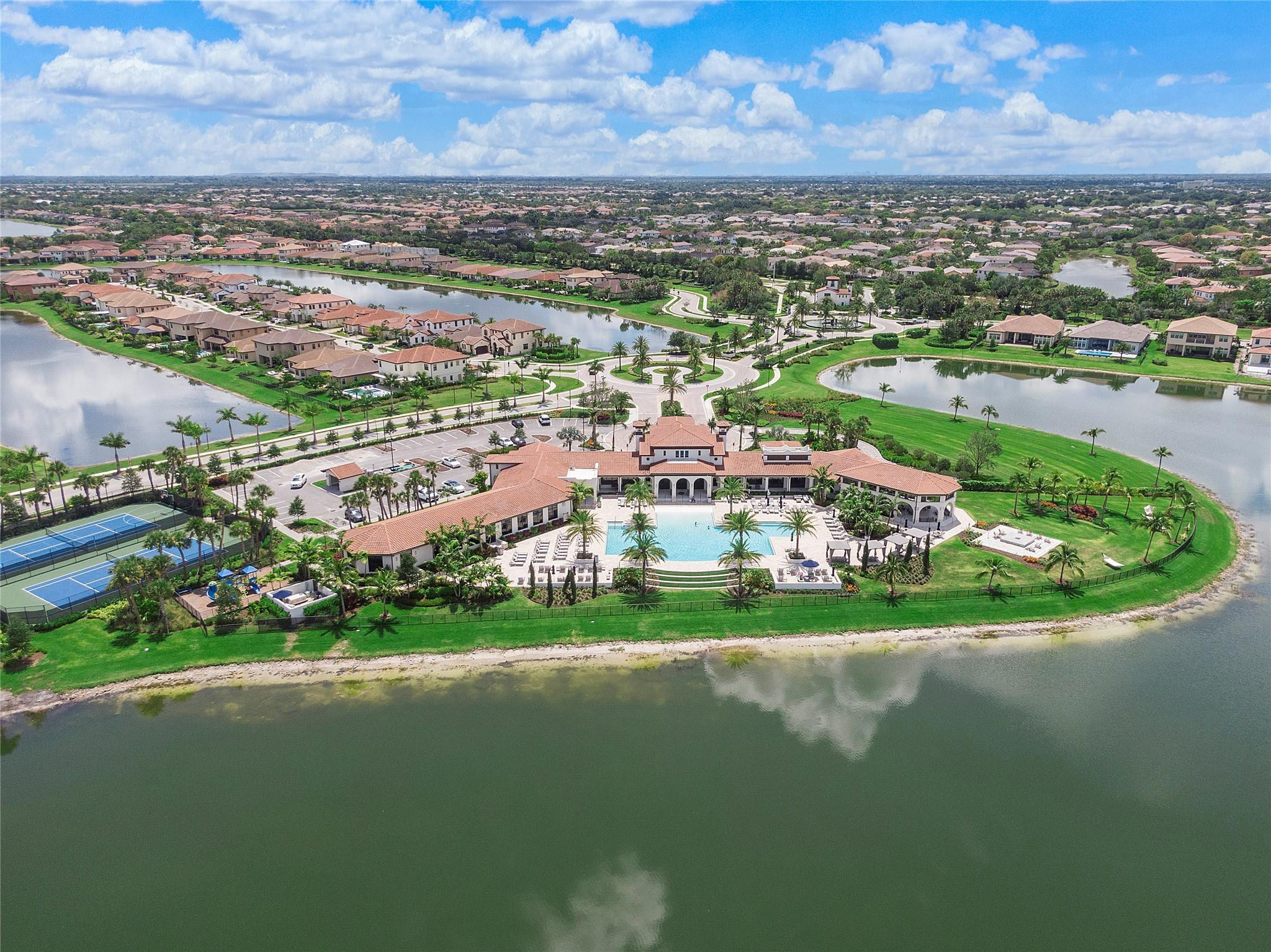 12430 N Parkland Bay Trail