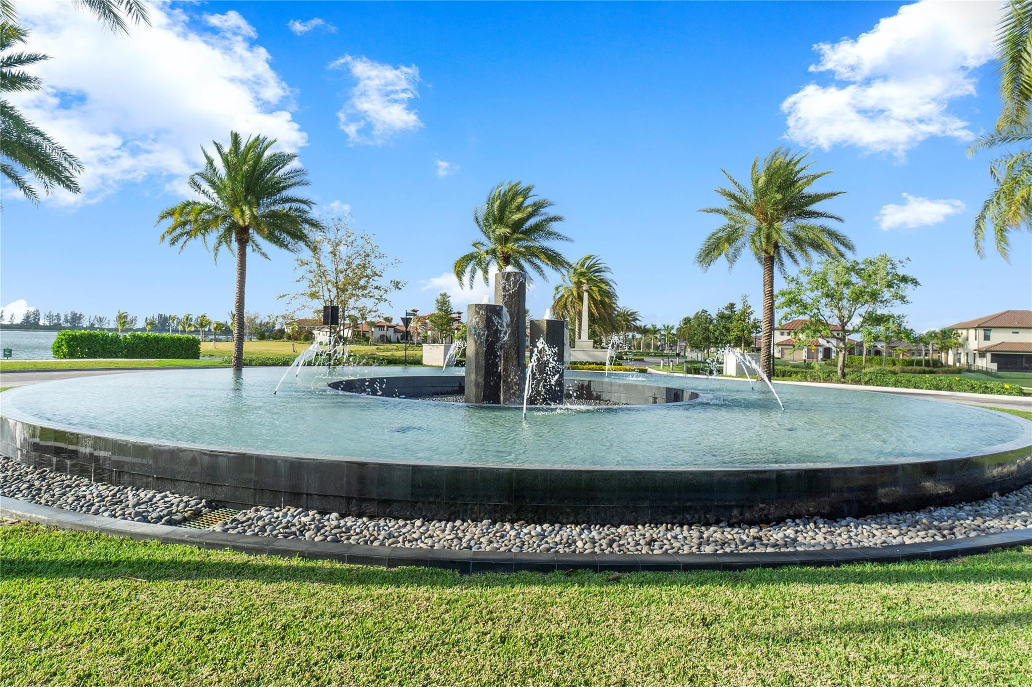 12430 N Parkland Bay Trail