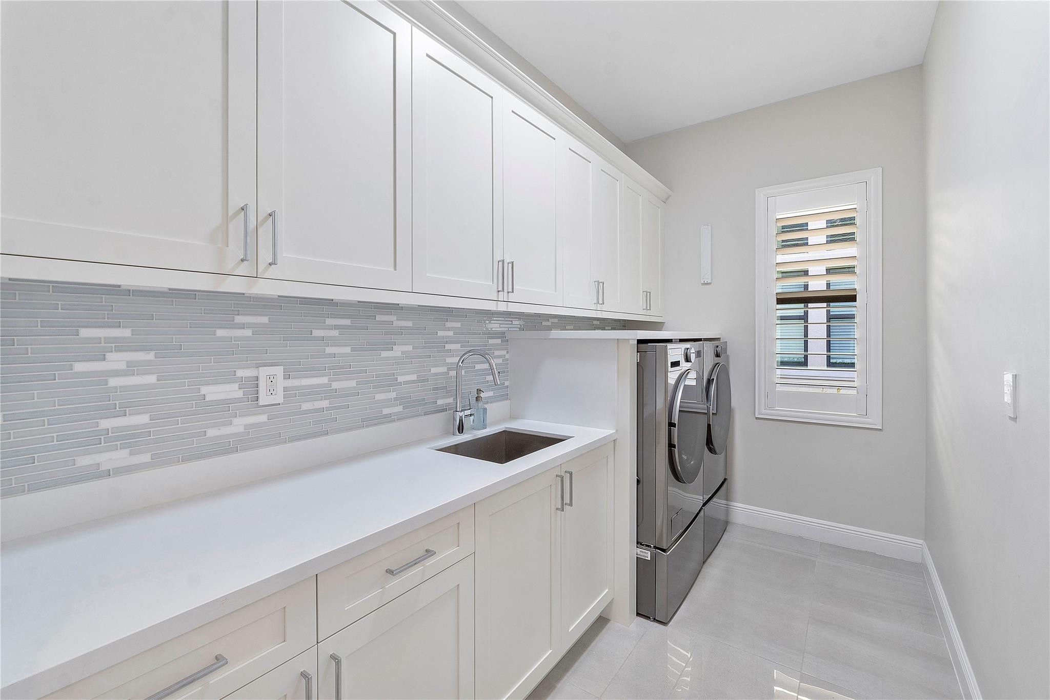 12430 N Parkland Bay Trail
