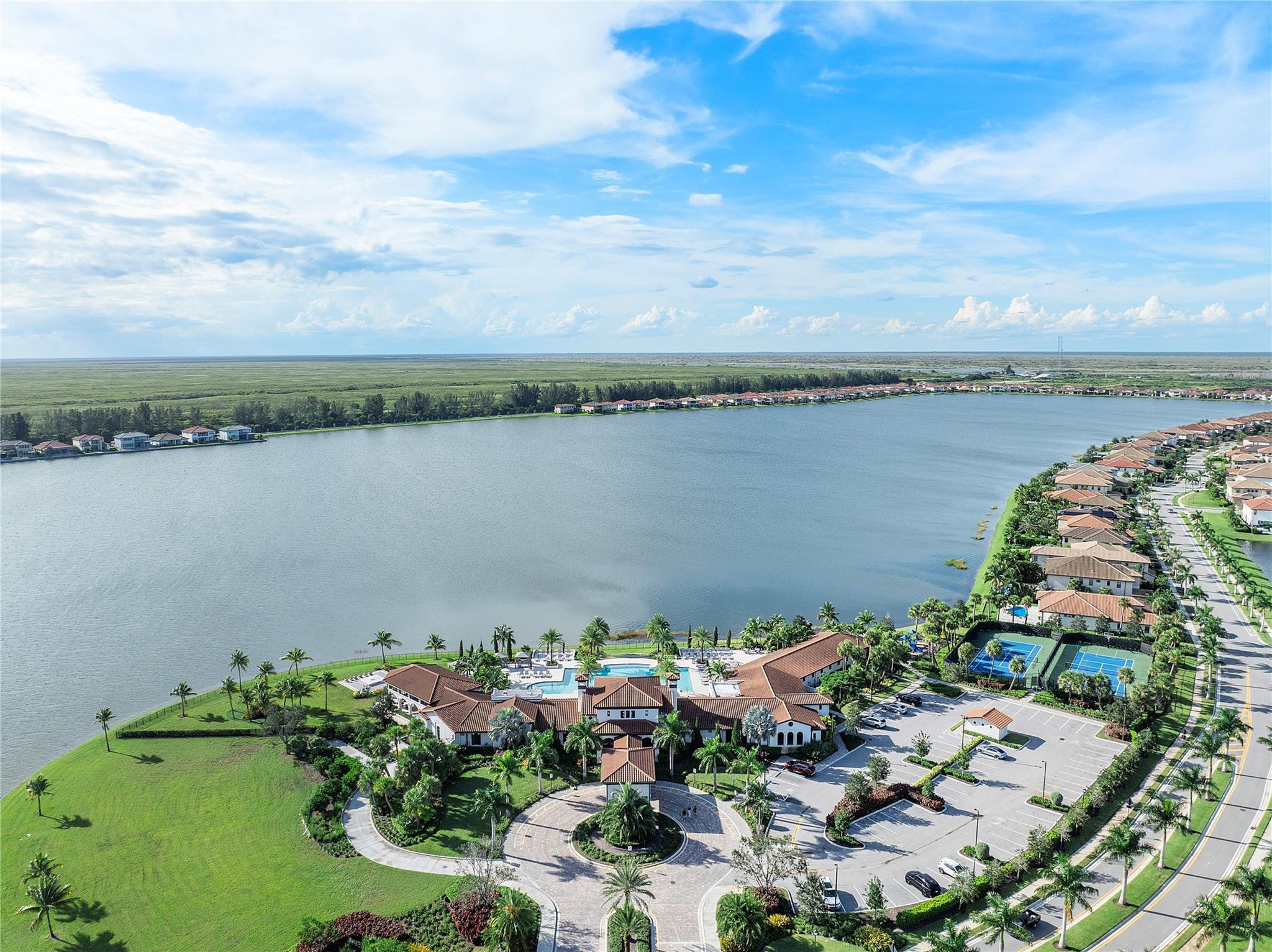 12430 N Parkland Bay Trail