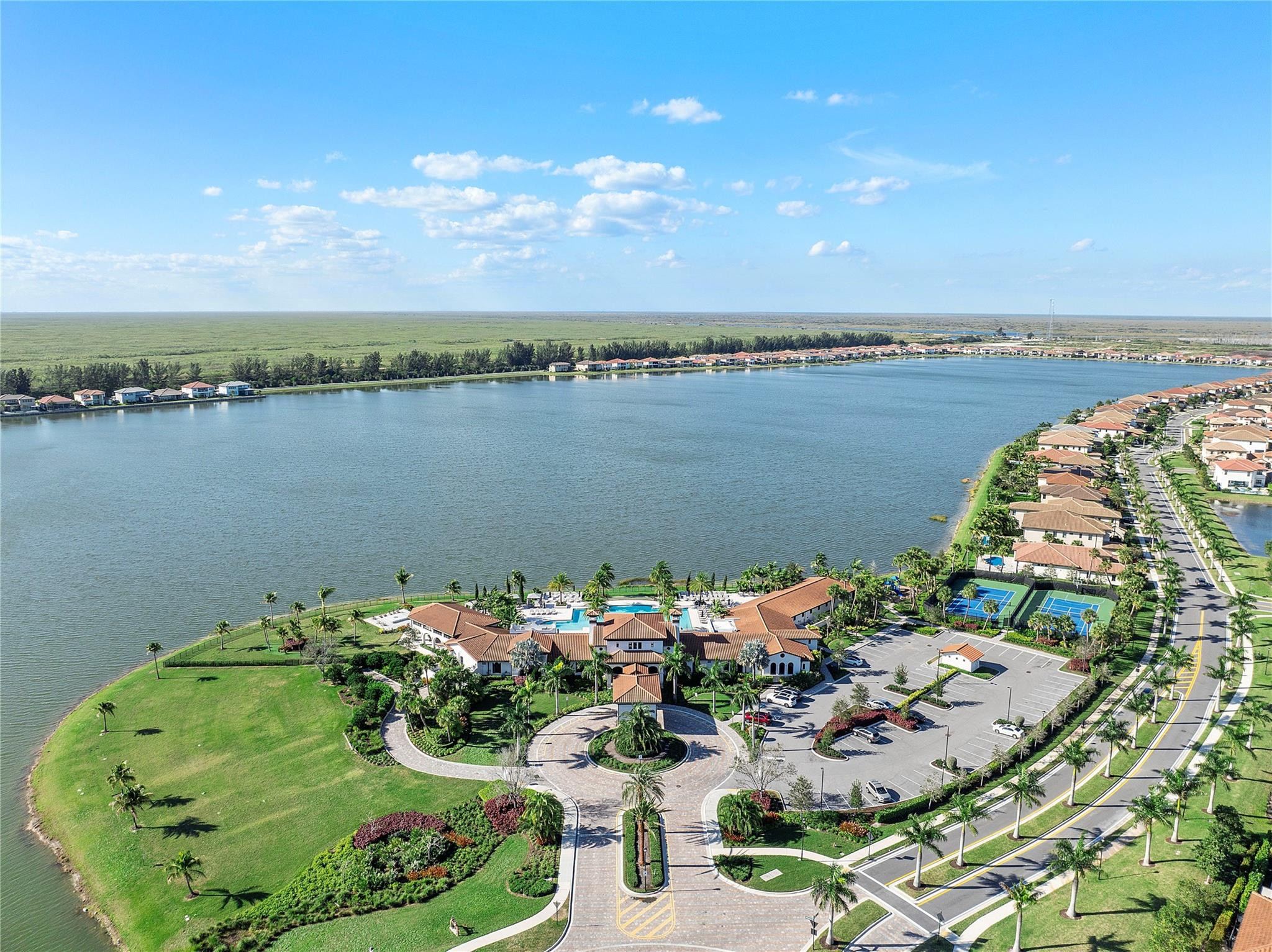 12430 N Parkland Bay Trail