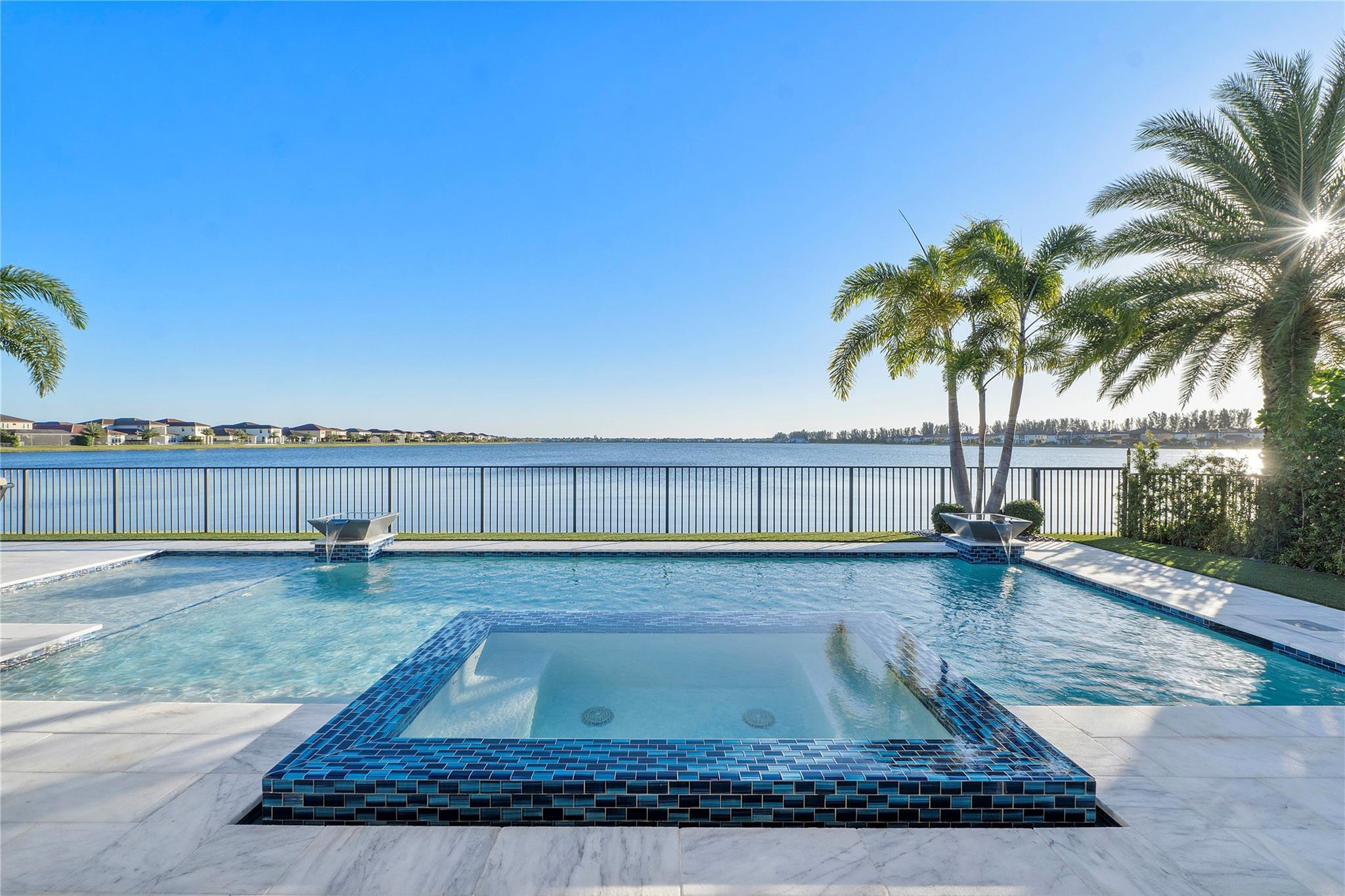 12430 N Parkland Bay Trail