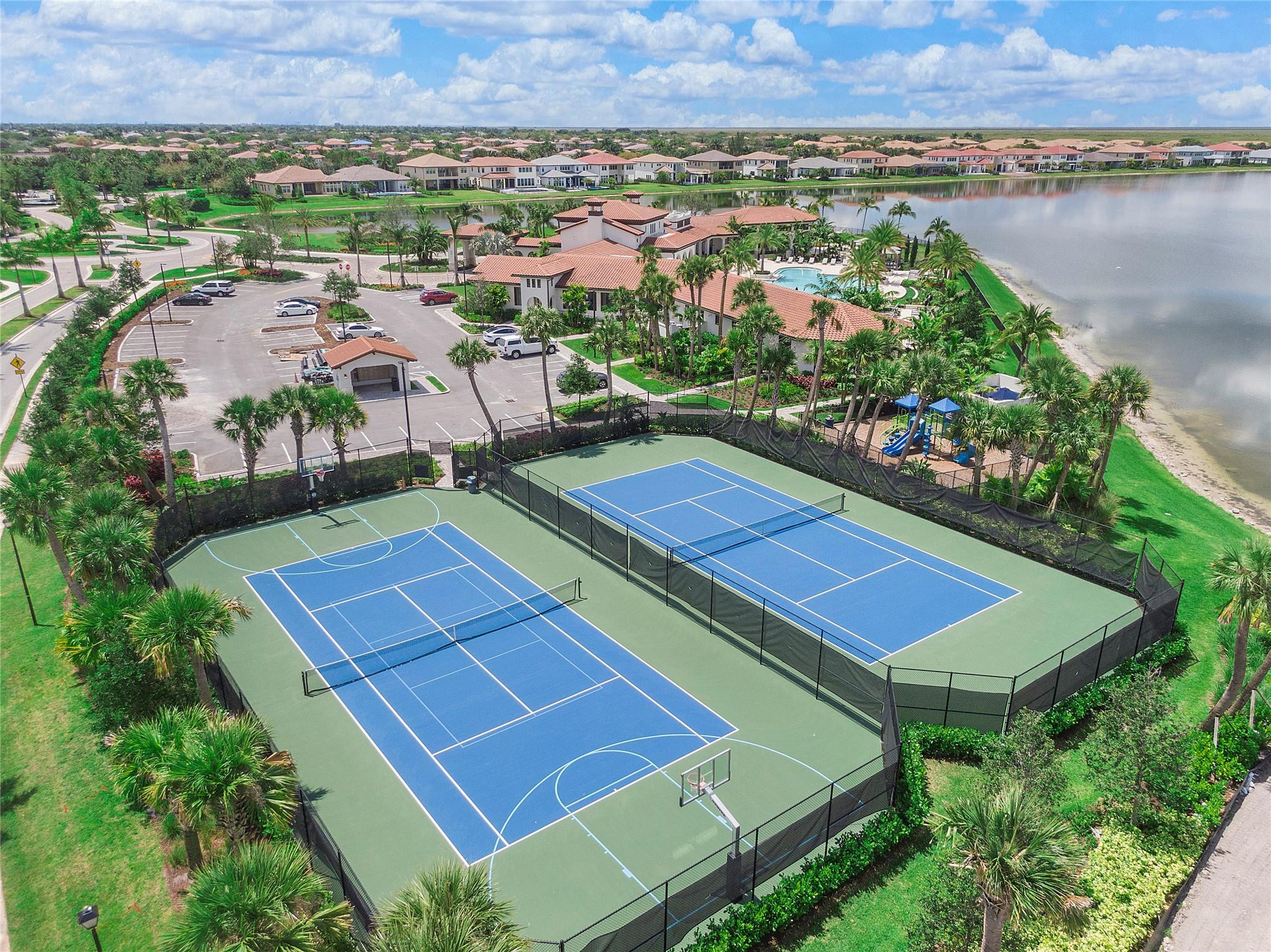 12430 N Parkland Bay Trail