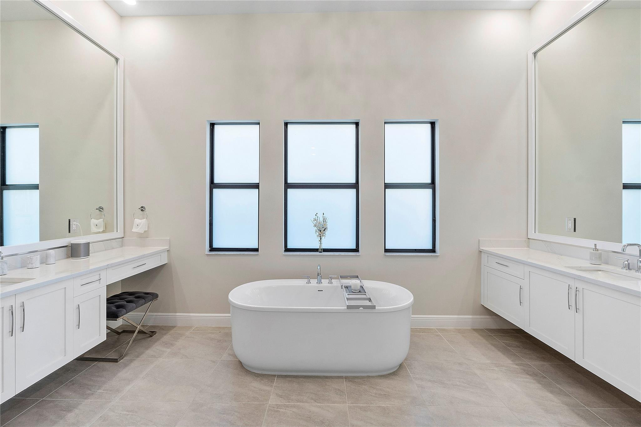 12430 N Parkland Bay Trail