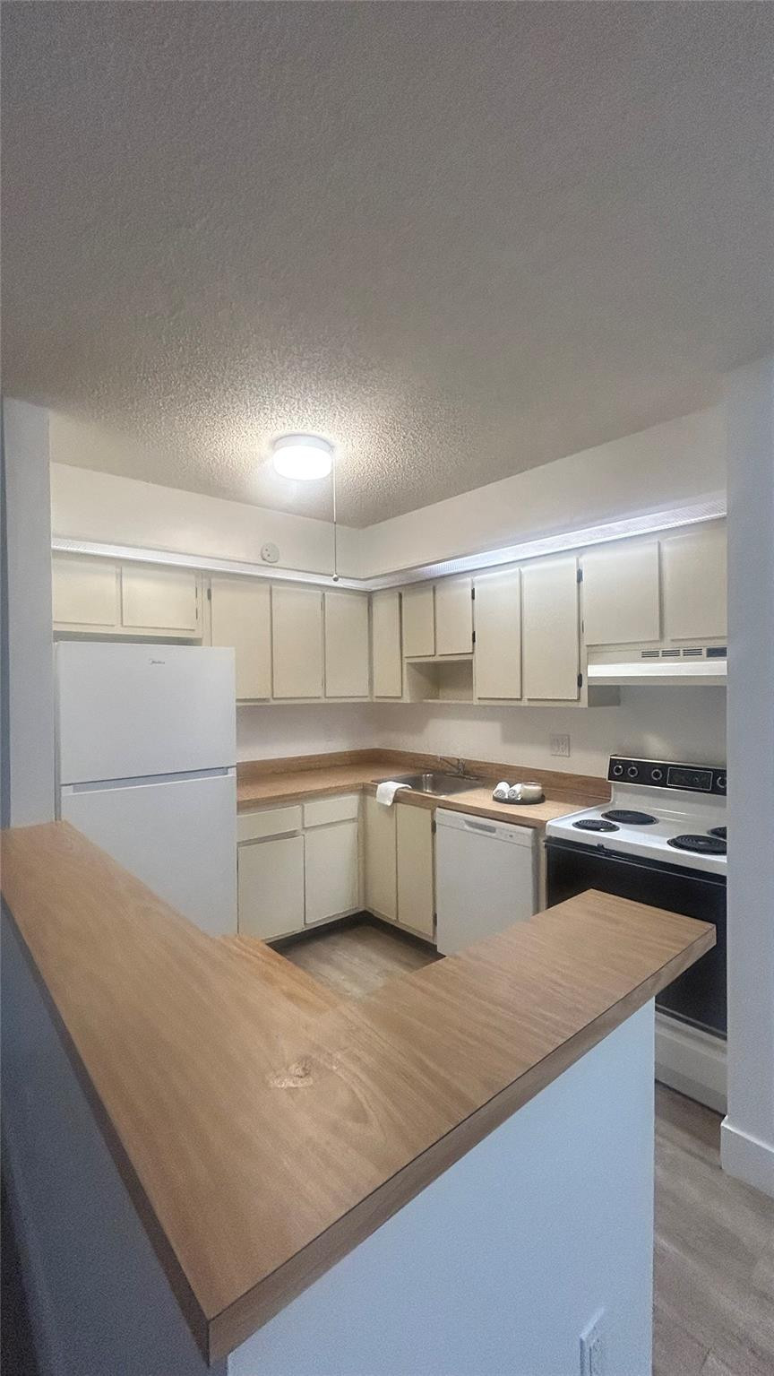 9592 N Belfort Circle N-9592