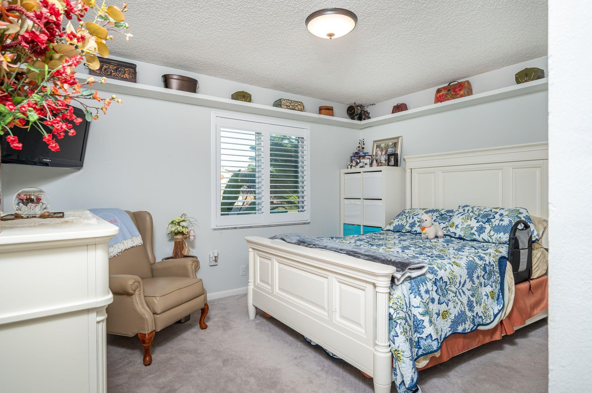 971 Cumberland Terrace