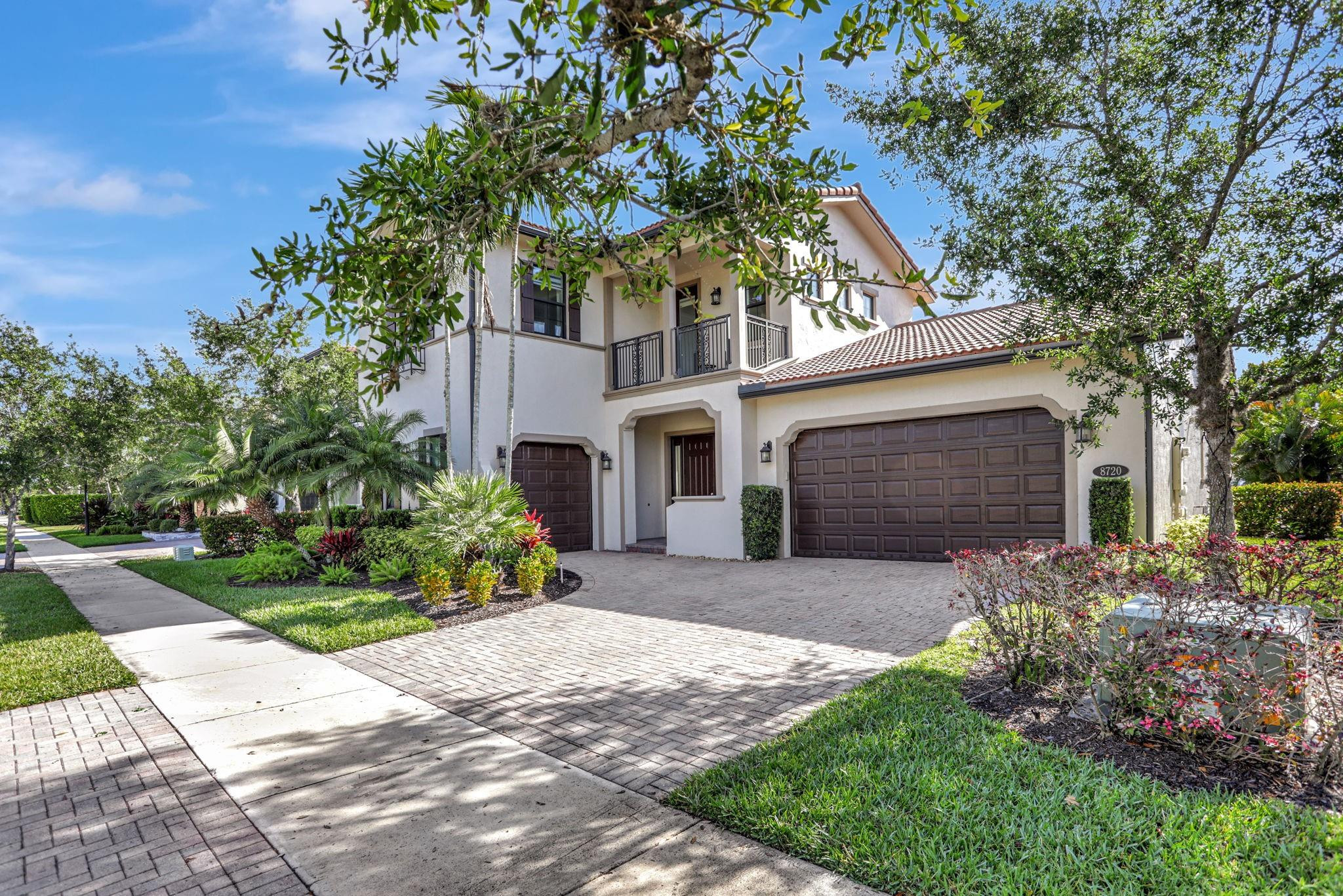 8720 Watercrest Circle