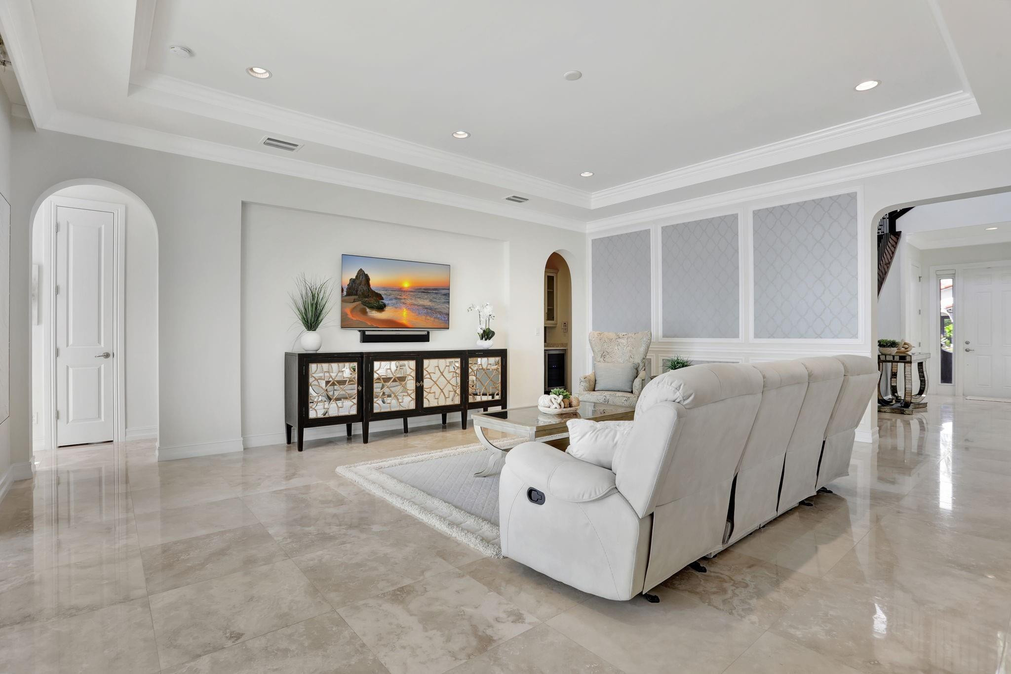 8720 Watercrest Circle