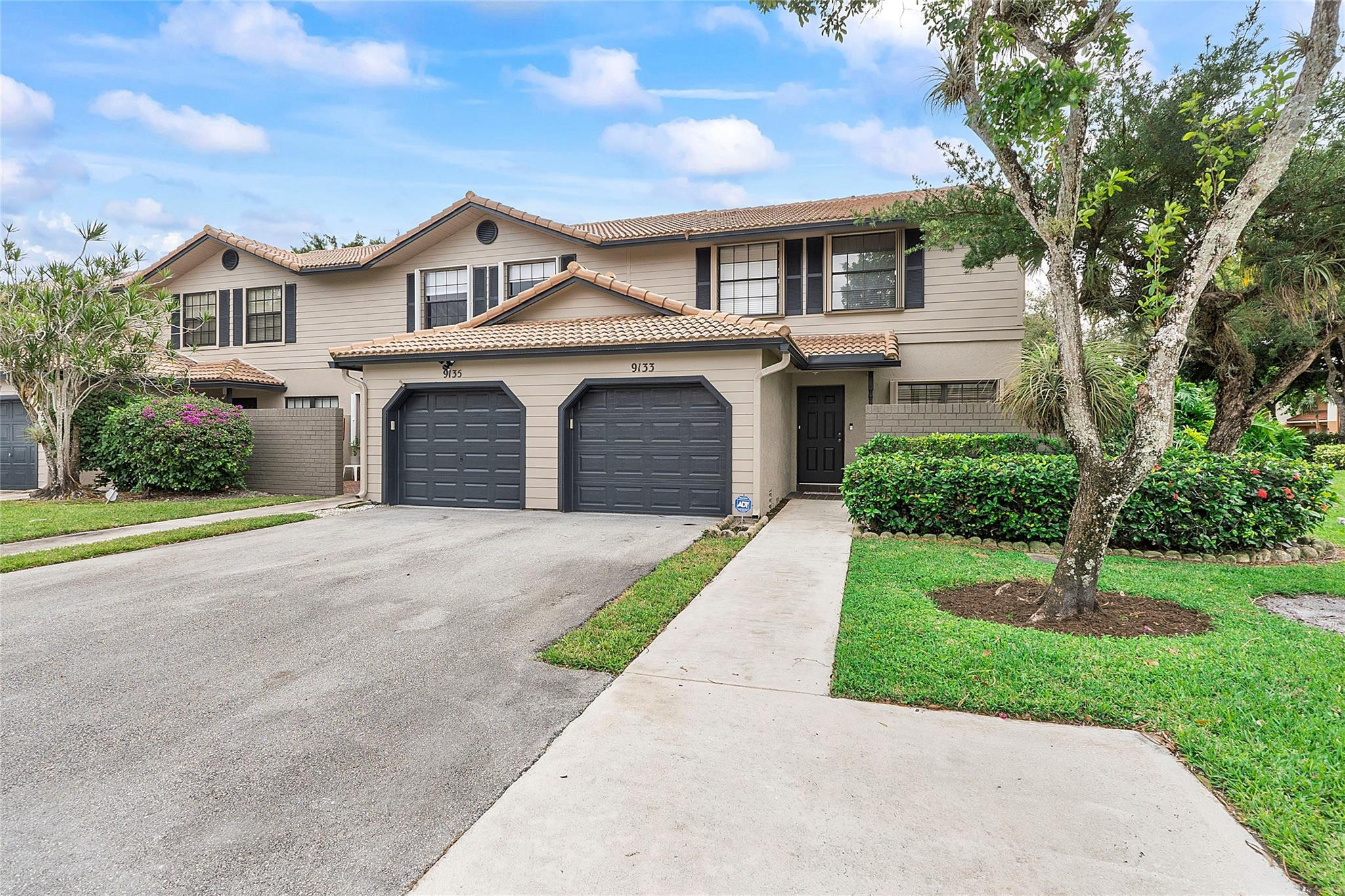 9133 Vineyard Lake Drive 9133