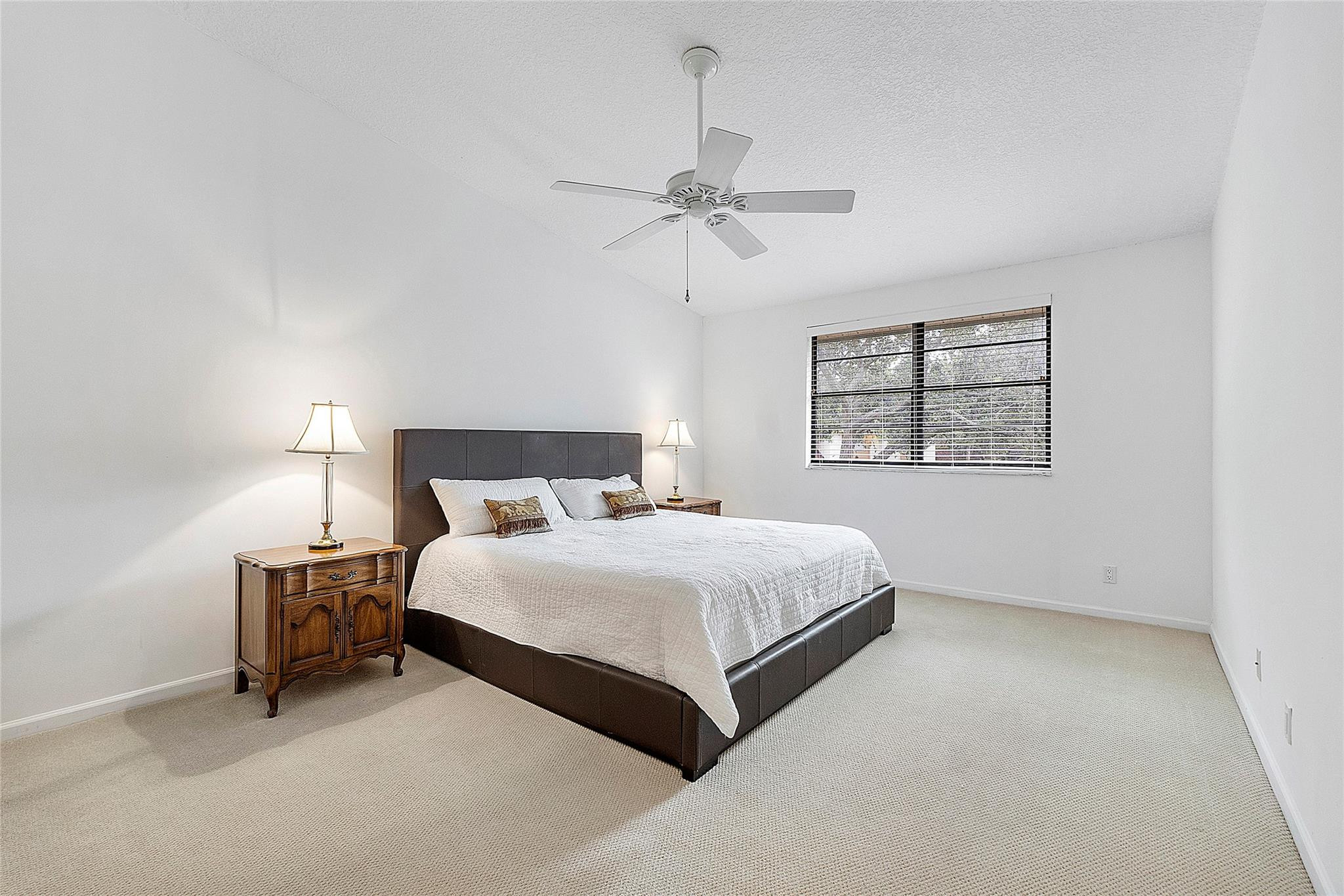 9133 Vineyard Lake Drive 9133
