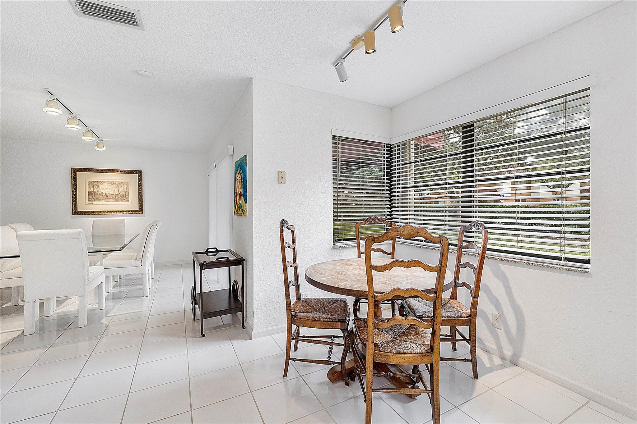 9133 Vineyard Lake Drive 9133