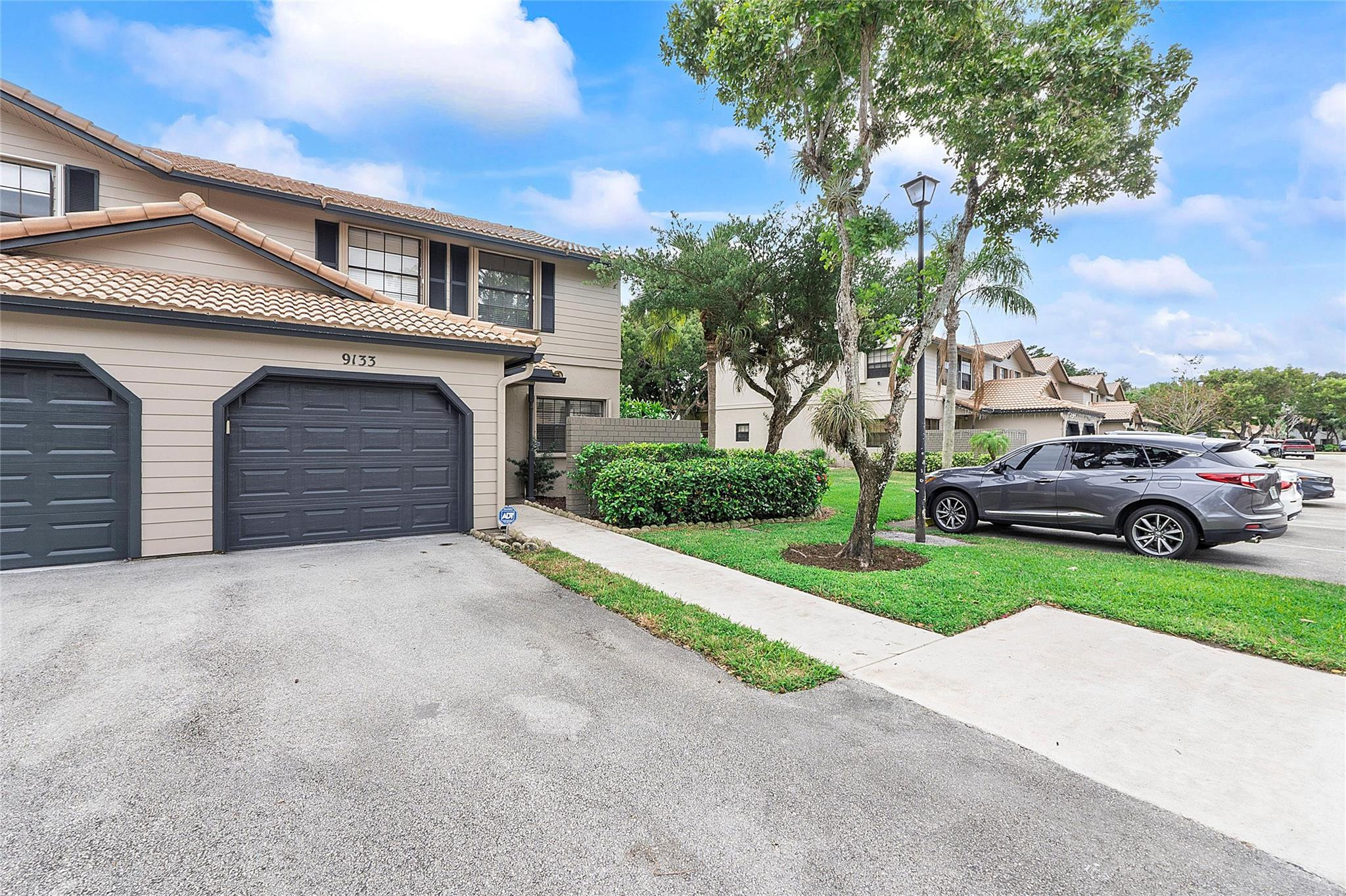 9133 Vineyard Lake Drive 9133