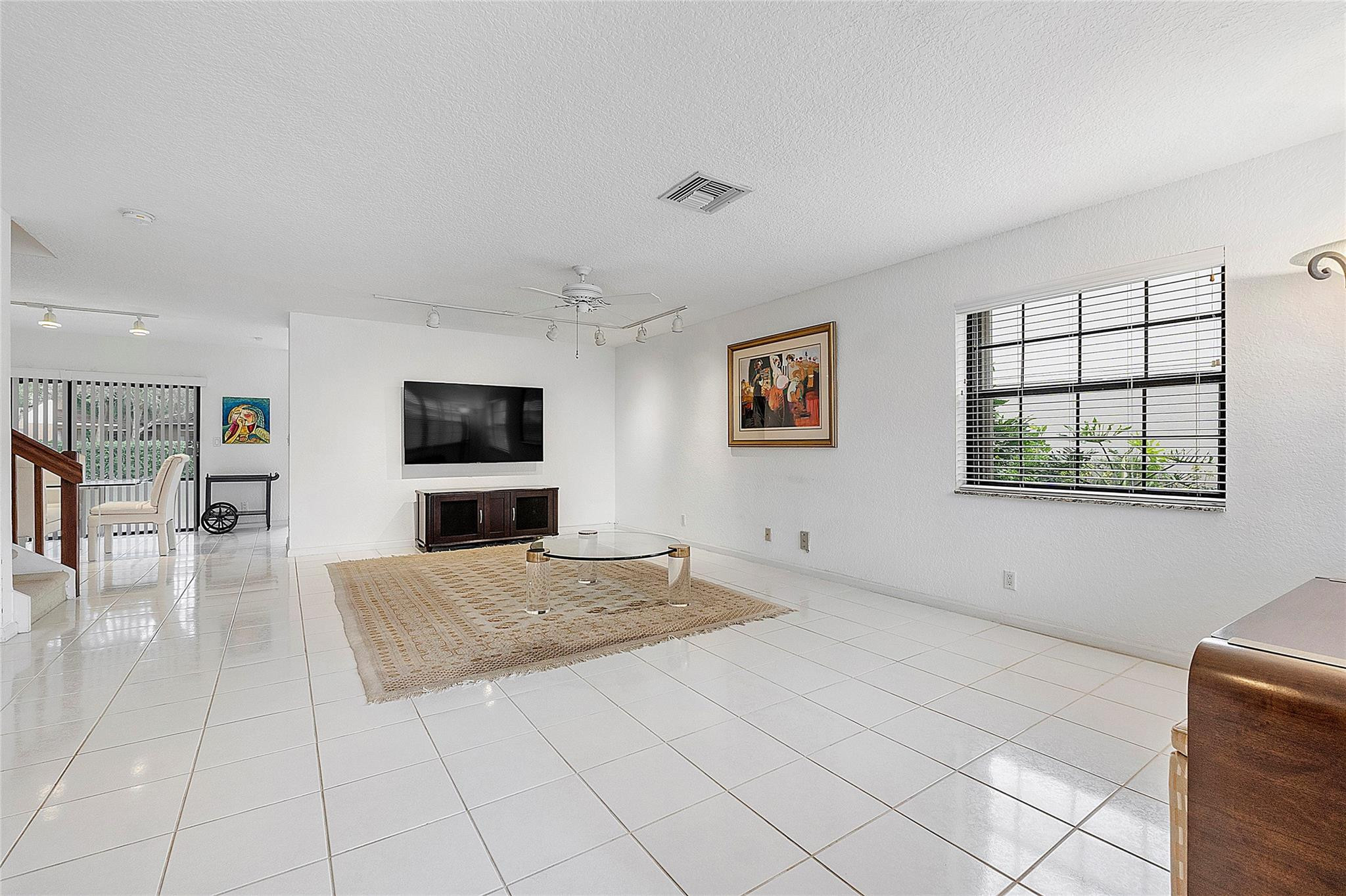 9133 Vineyard Lake Drive 9133