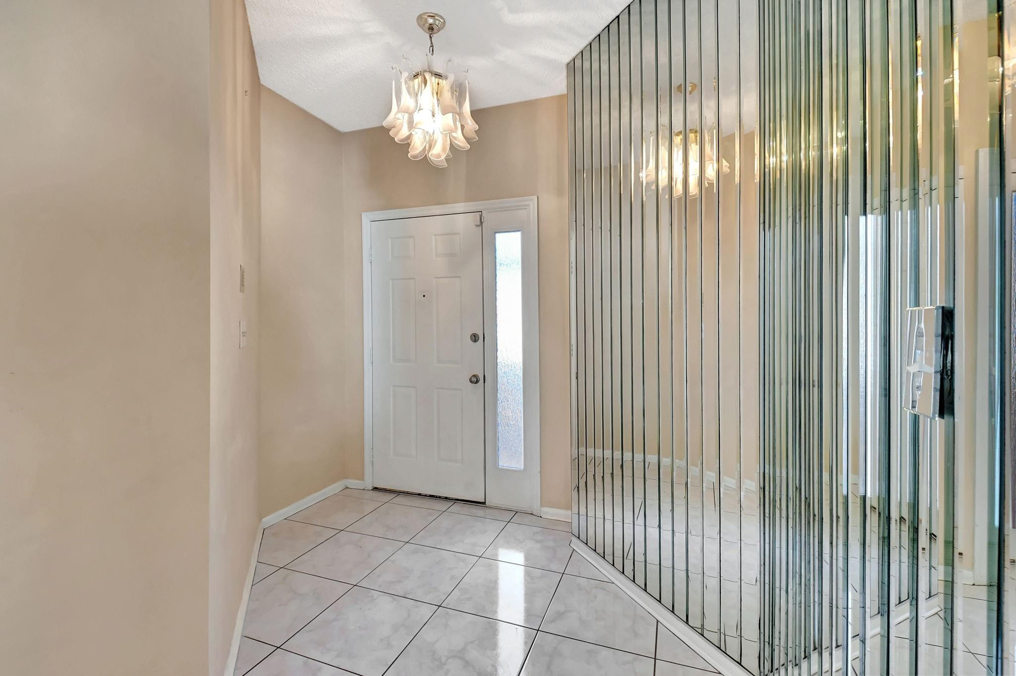 19 Bentwater Circle