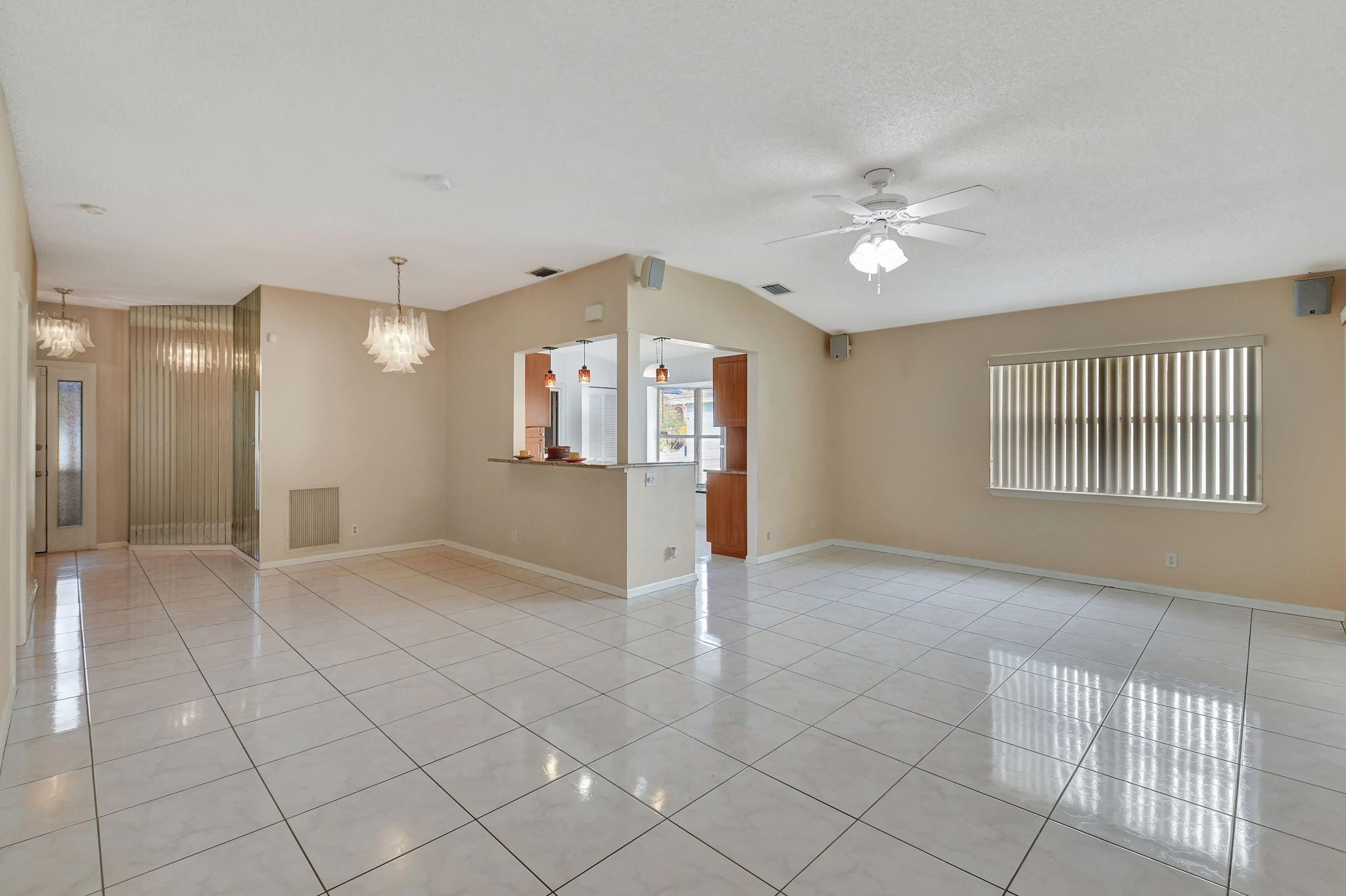 19 Bentwater Circle
